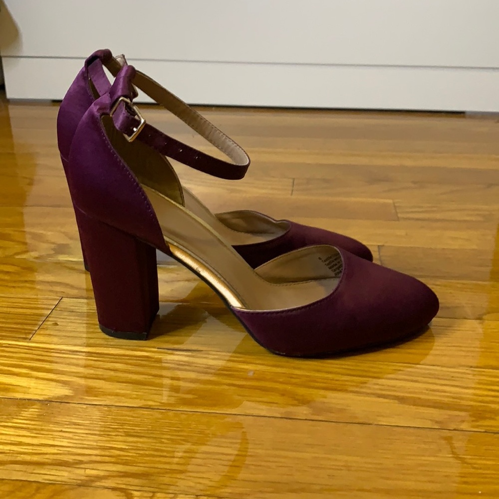 Beautiful Block Heel, Closed-Toe Heels with Ankle Strap- Super Comfortab…